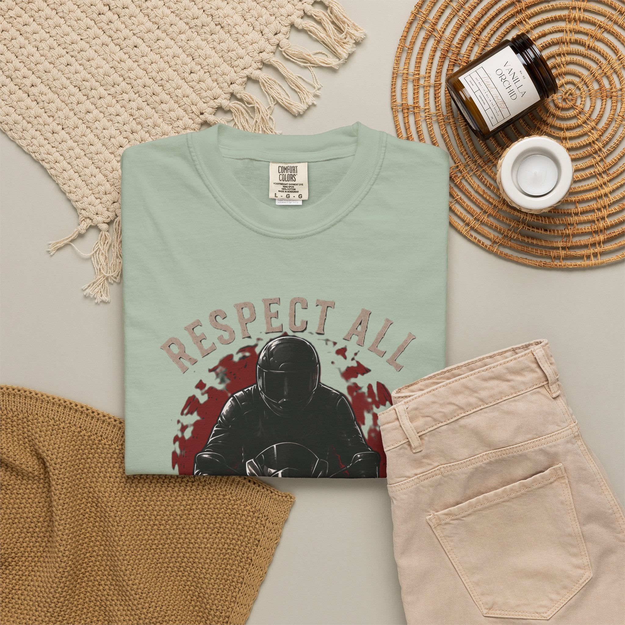 Personalisiertes T-Shirt  Respect All, Fear None