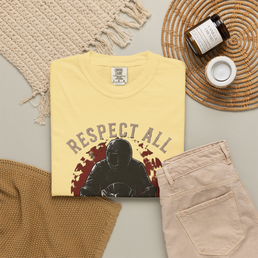 Personalisiertes T-Shirt  Respect All, Fear None
