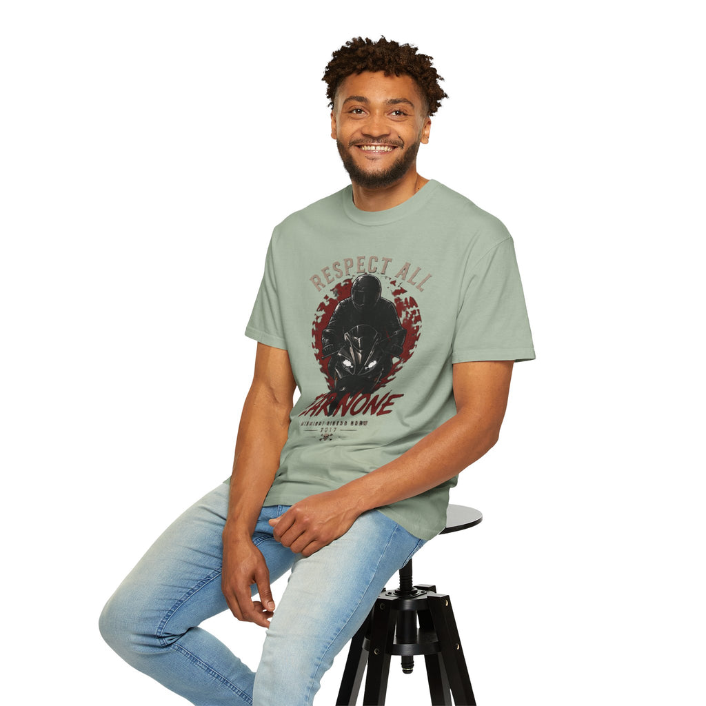 Personalisiertes T-Shirt  Respect All, Fear None