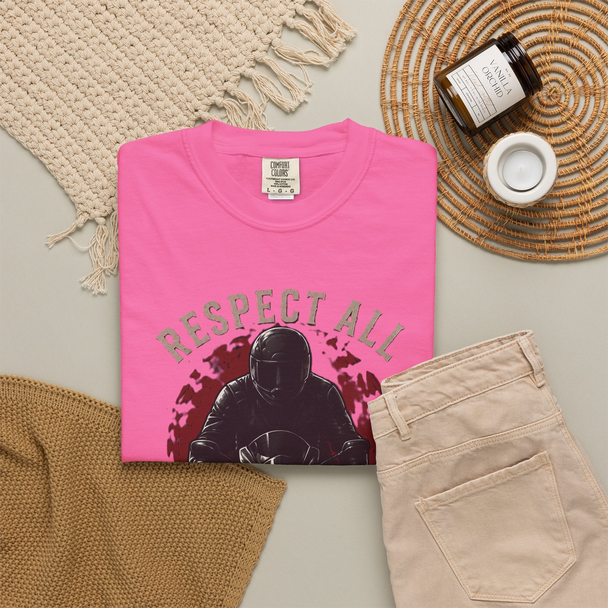 Personalisiertes T-Shirt  Respect All, Fear None