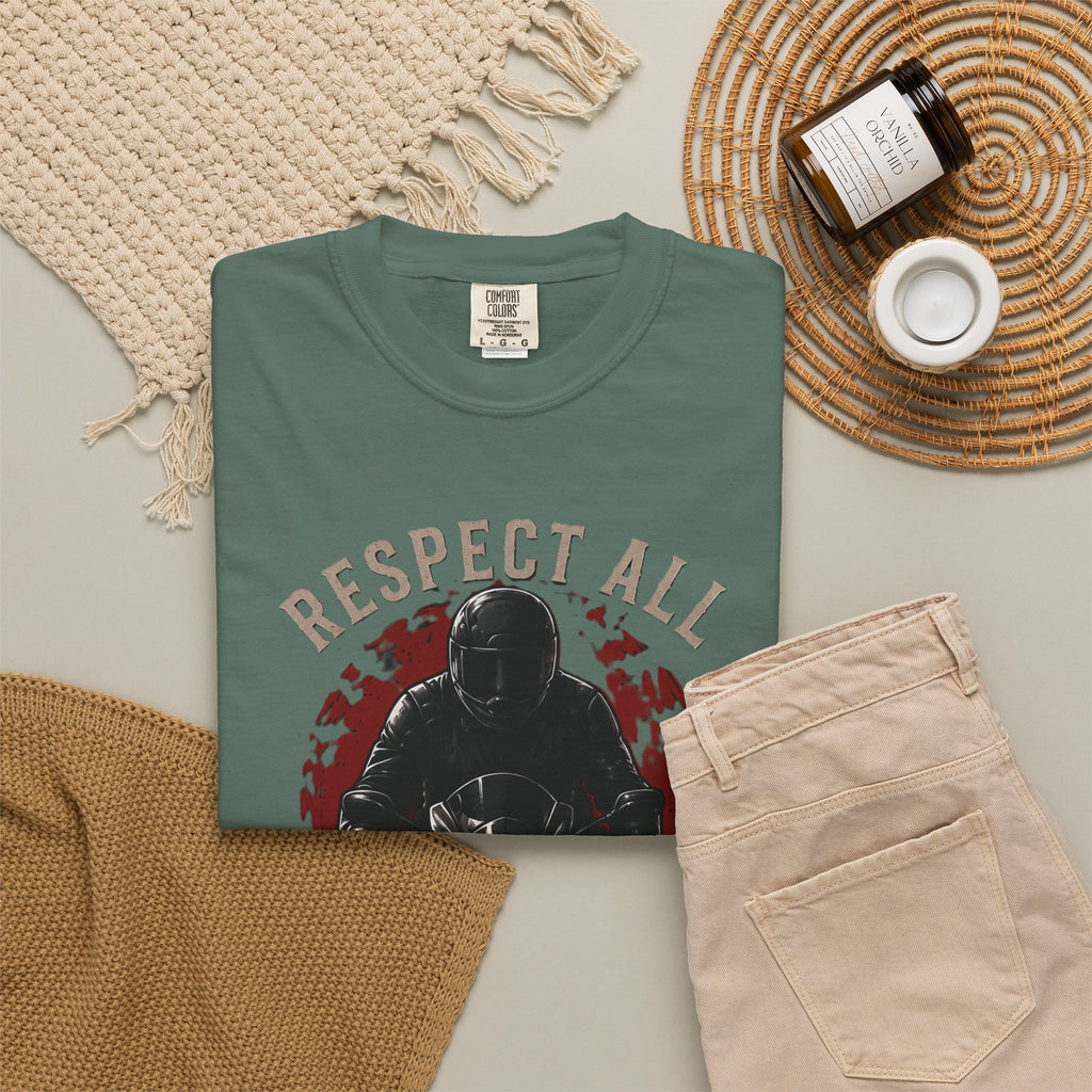 Personalisiertes T-Shirt  Respect All, Fear None