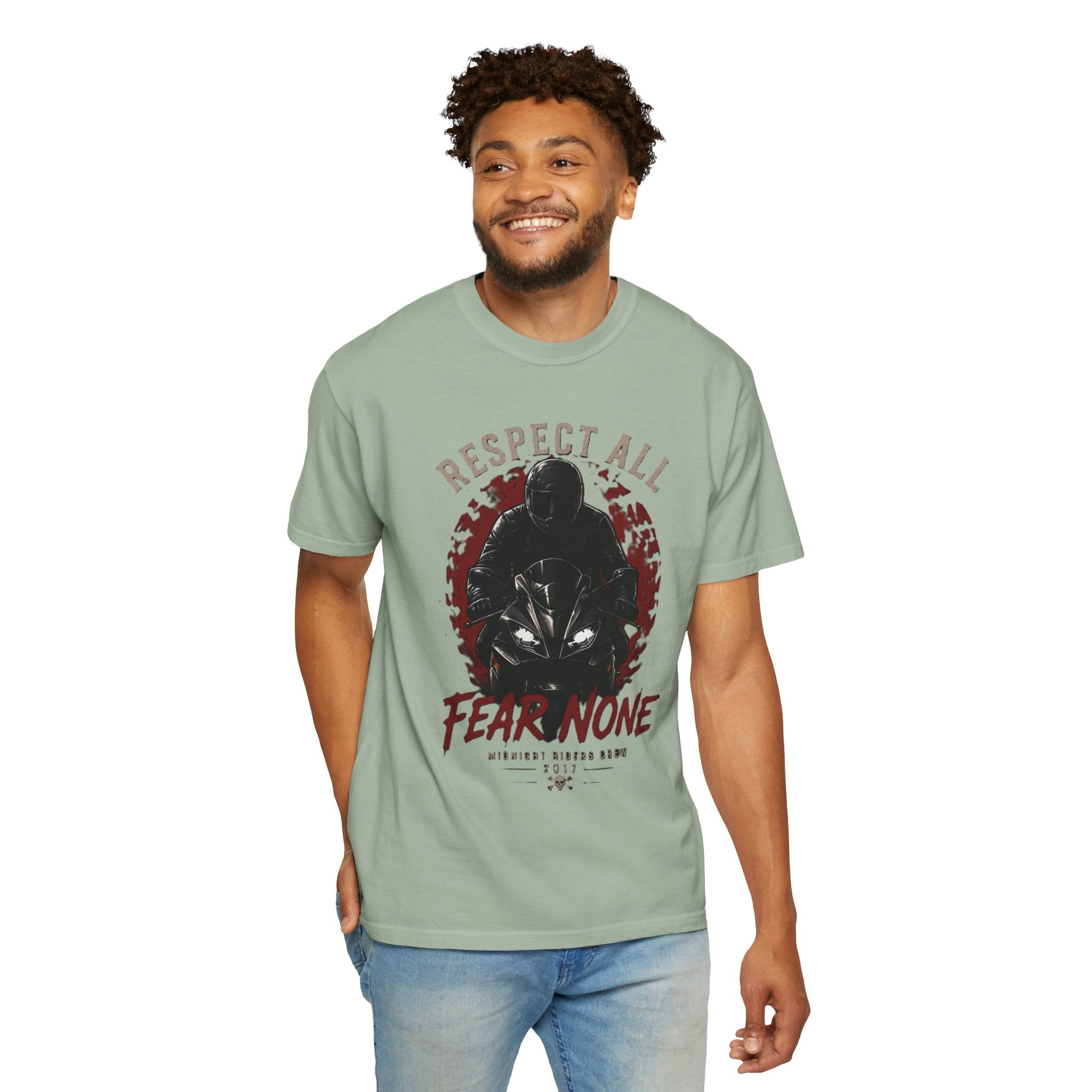 Personalisiertes T-Shirt  Respect All, Fear None