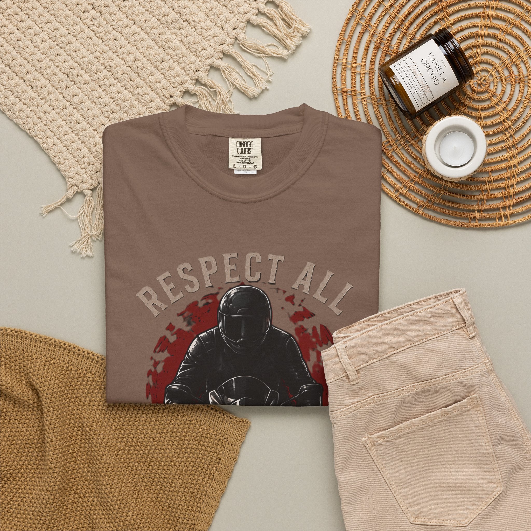 Personalisiertes T-Shirt  Respect All, Fear None