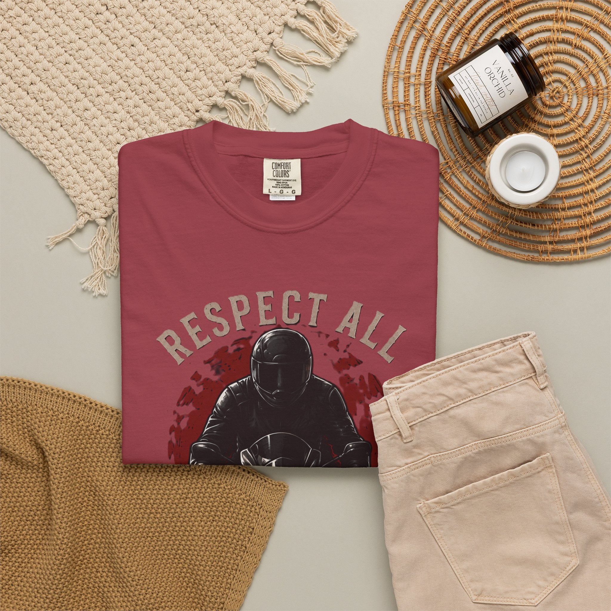 Personalisiertes T-Shirt  Respect All, Fear None